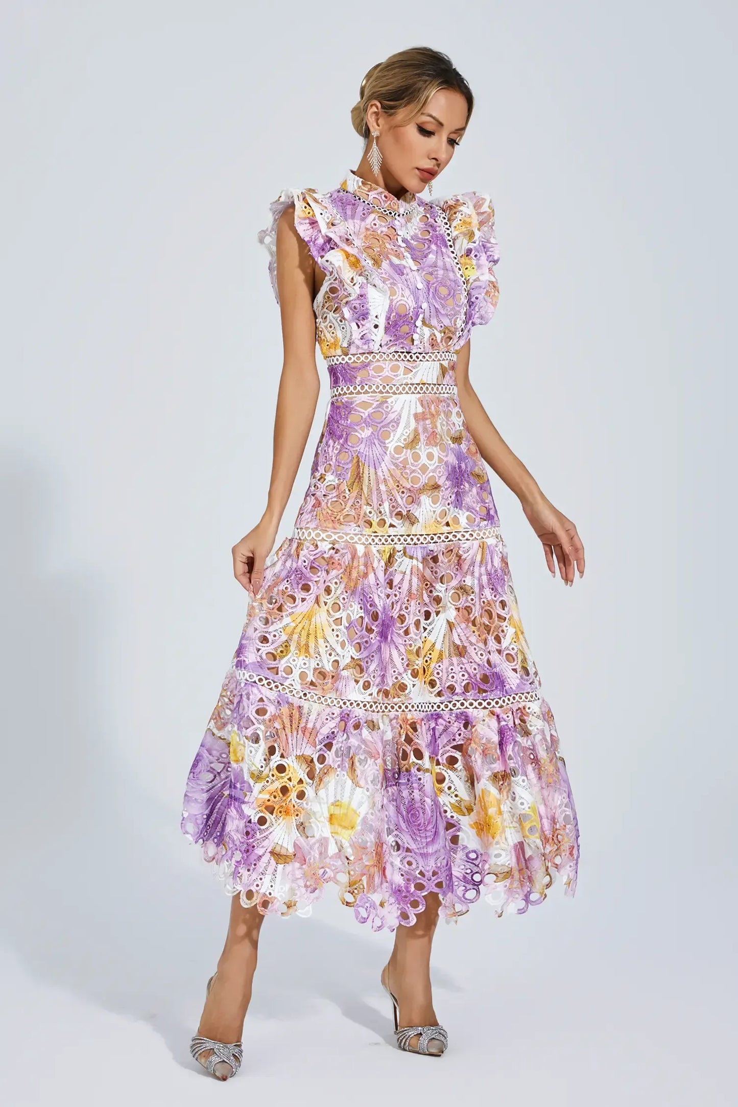 Ayleen – Boho-Spitzenkleid mit verspielten Details