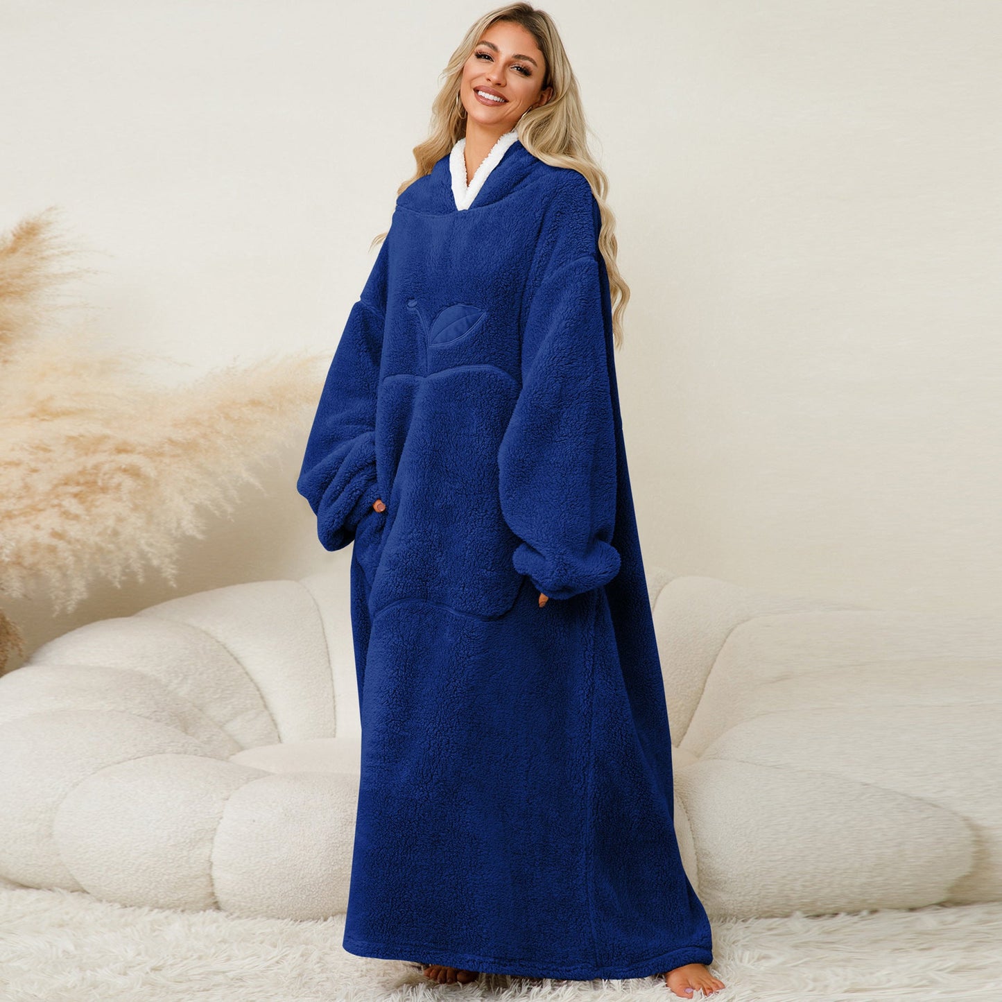 Damen Kuscheliger Hoodie-Decke mit großen Taschen und kontrastierendem Innenfutter WW