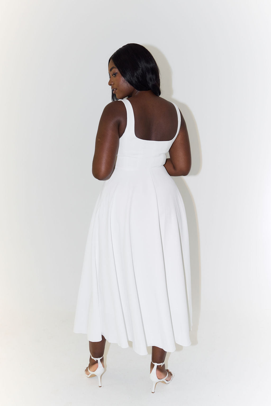 Damen ärmelloses Midikleid mit eckigem Ausschnitt für den Sommer