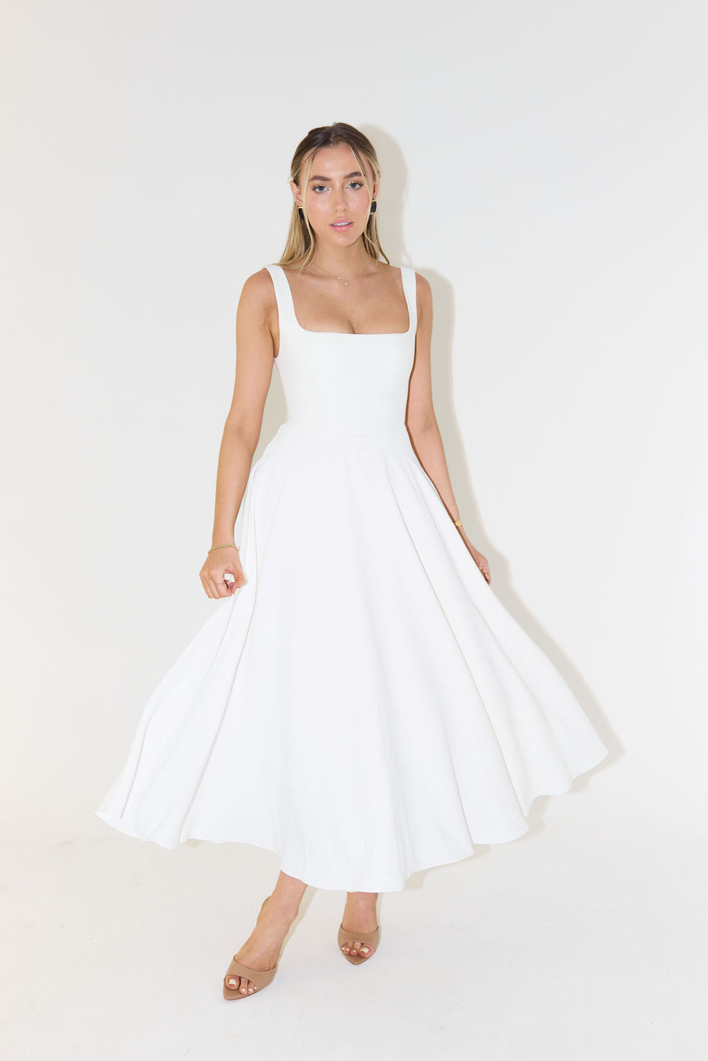 Damen ärmelloses Midikleid mit eckigem Ausschnitt für den Sommer