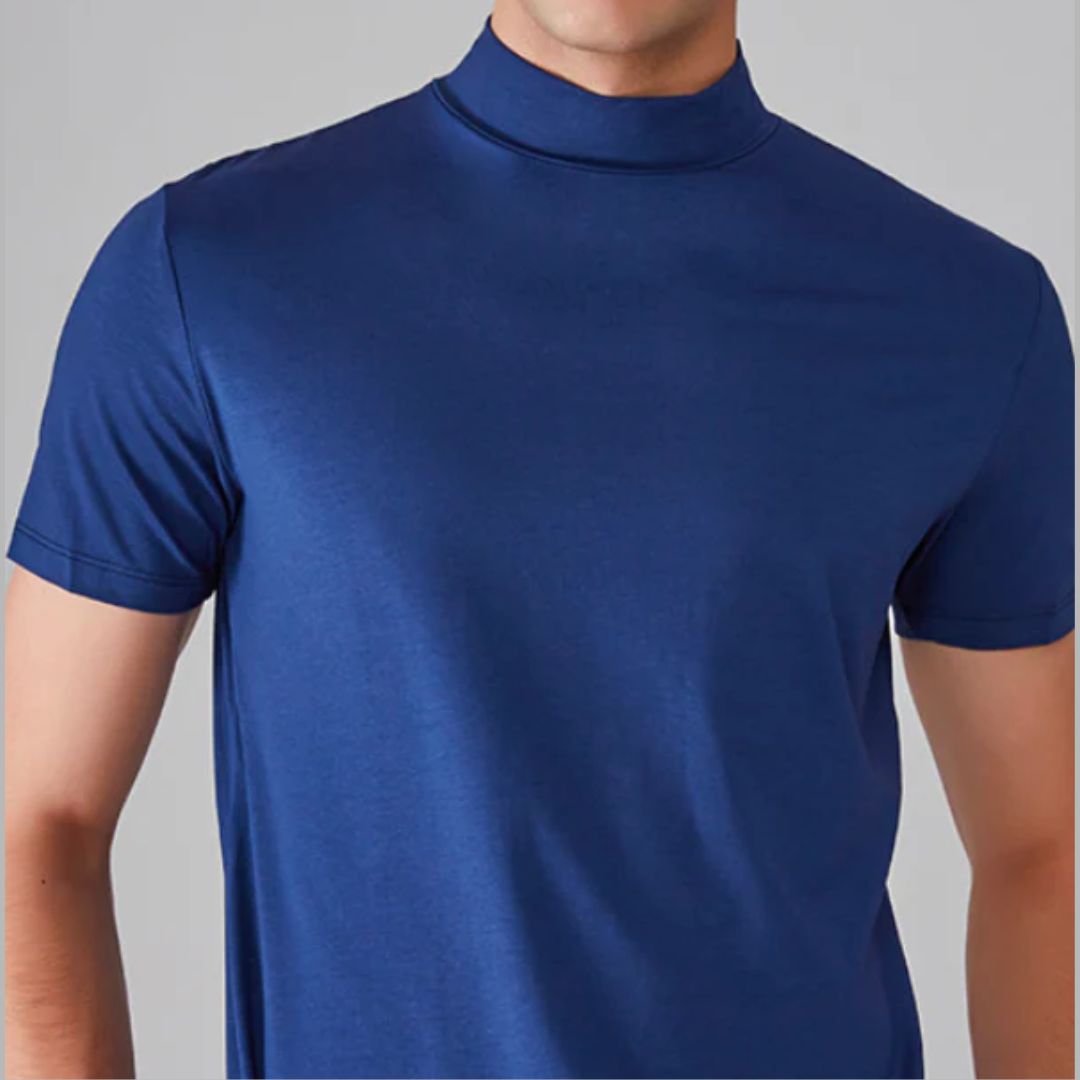 Elegantes Sommerhemd mit hohem Kragen von Ryan
