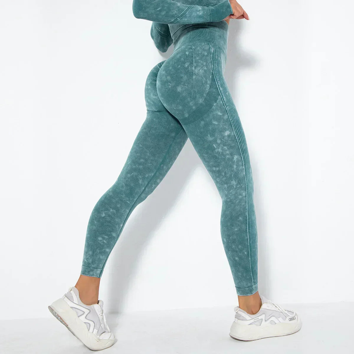 Damen-Yoga-Set für den Sommer 2025 mit Cropped-Top - Nahtlos - Nova