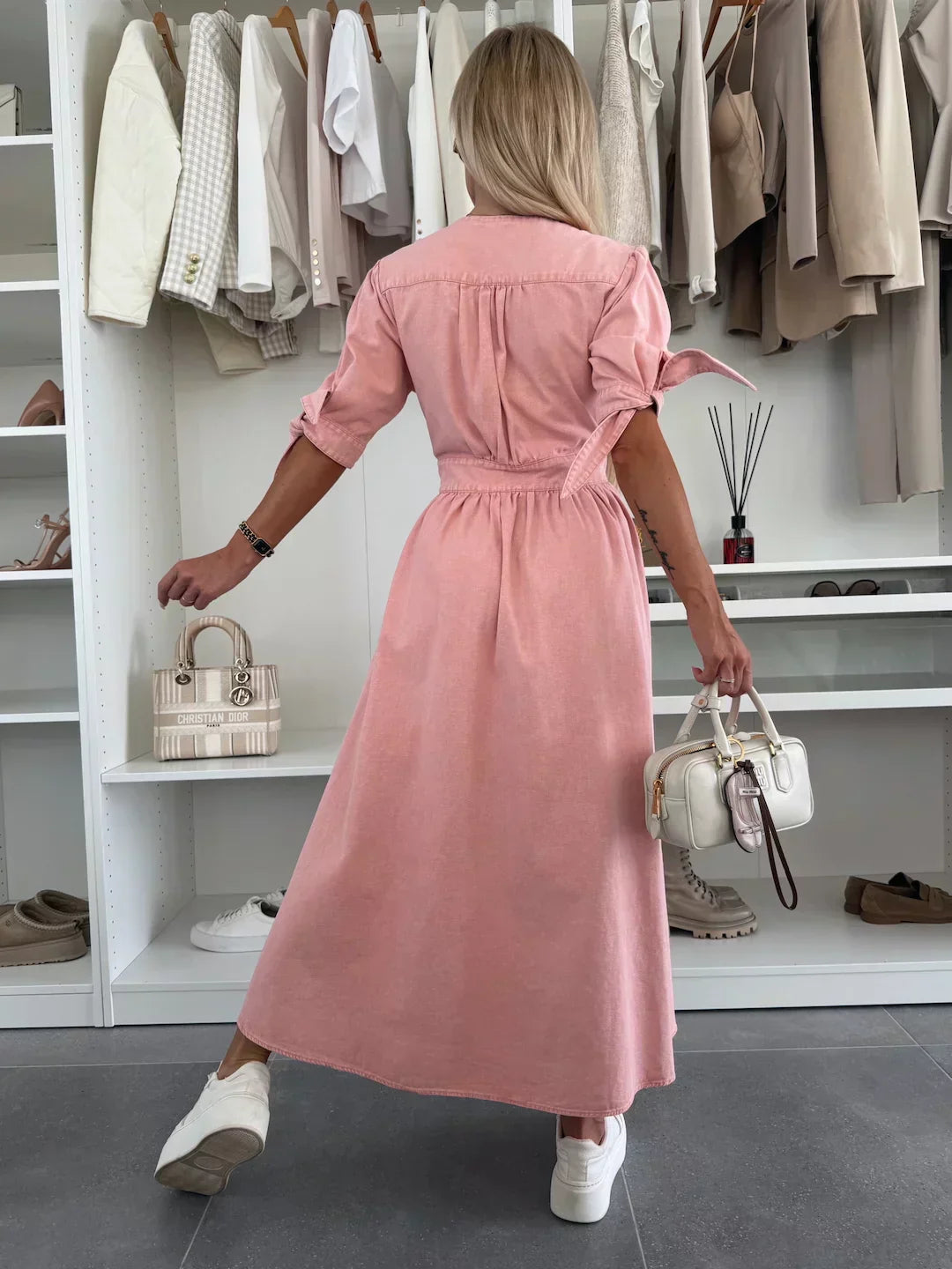 Ivanka – Strahlendes Jeanskleid