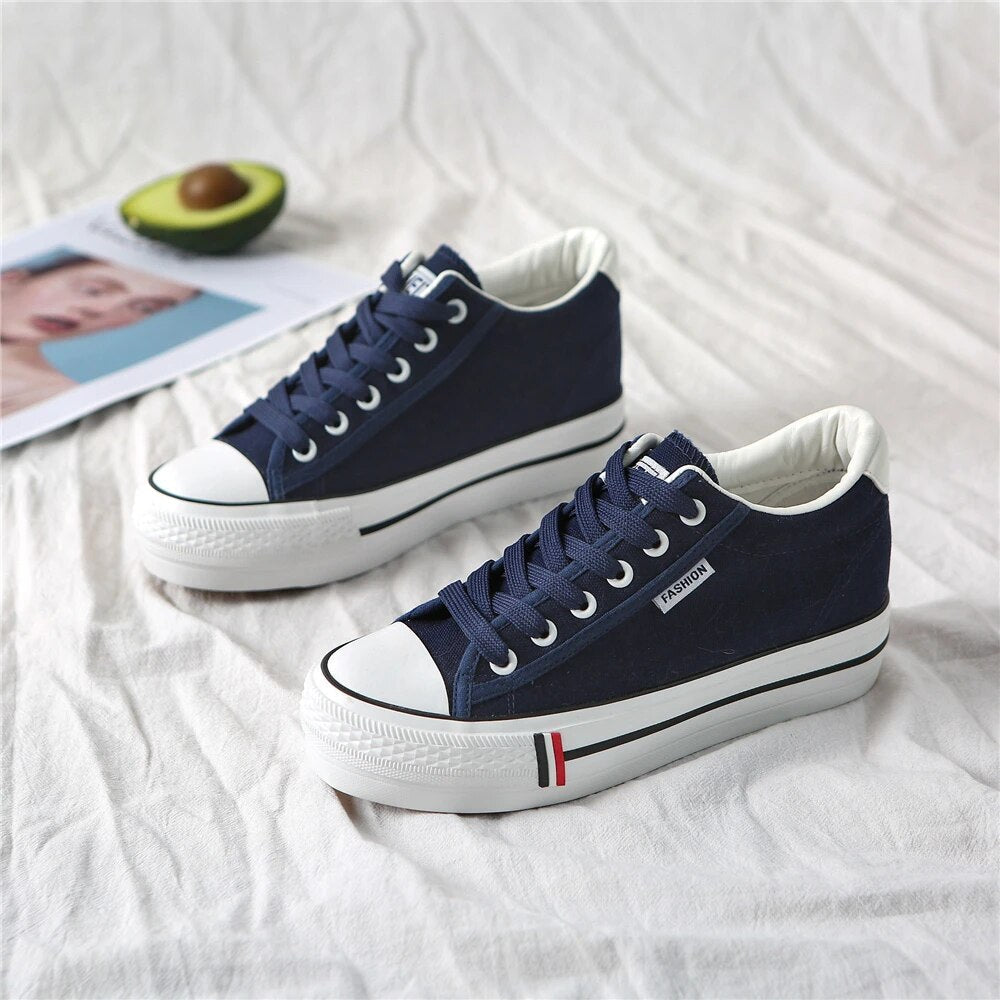 Stylische Damen Canvas-Sneaker mit Plateausohle – Leonie