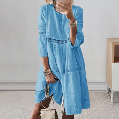 Luftiges Sommerkleid mit Stickereien - Urricea