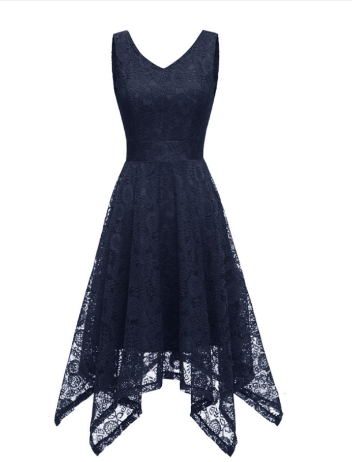 Halterkleid mit Asymmetrischen Kanten für Sommer 2025 - Marie