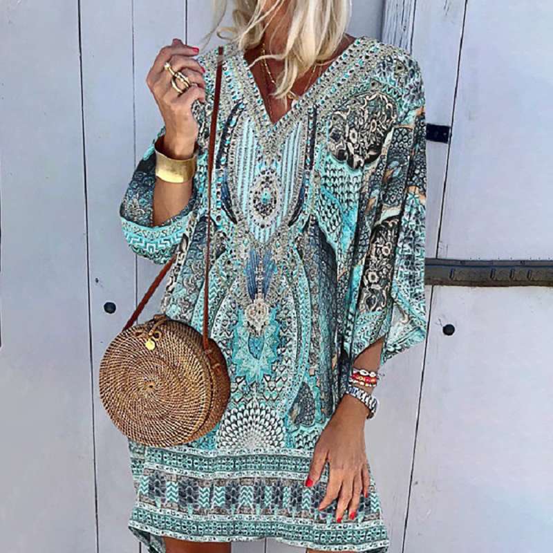 Boho Strandkleid mit Ethno-Muster – Luftiges Sommerkleid mit weitem Schnitt