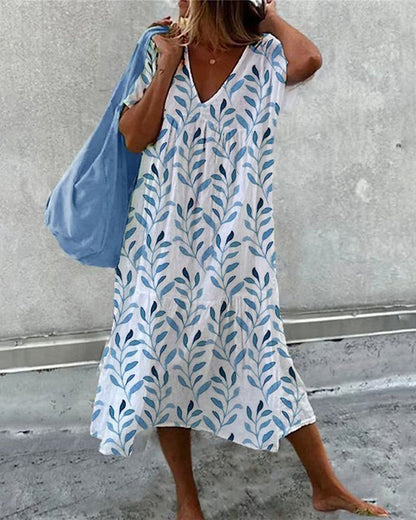 Serphine - Damenkleid mit V-Ausschnitt und Blätterdruck