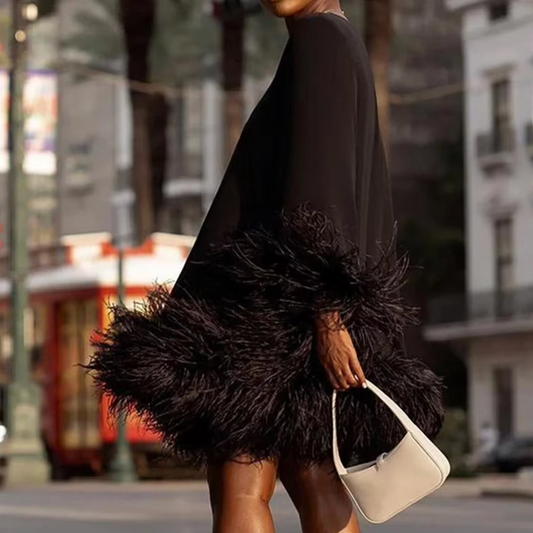 Elegantes Damenkleid Mit Rundhalsausschnitt Und Futter | Mini