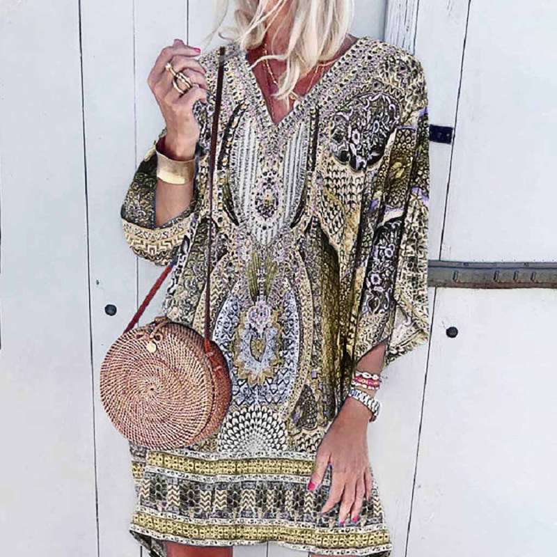 Boho Strandkleid mit Ethno-Muster – Luftiges Sommerkleid mit weitem Schnitt