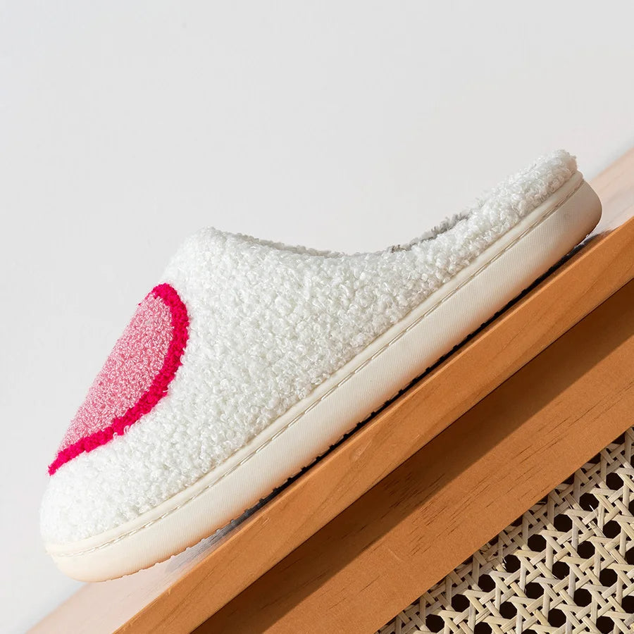 LoverSlides – Flauschige Herz-Hausschuhe für Damen