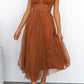 Ärmelloses Damen-Midikleid mit dünnen Trägern für den Sommer