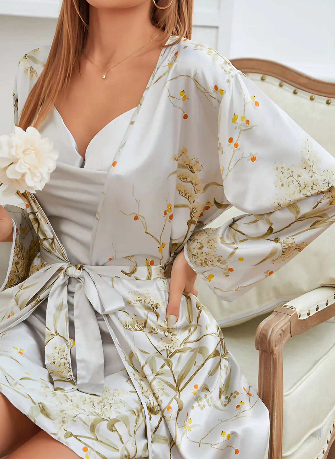 Zweiteiliges Satinkleid-Kimono Set für Damen – Livia