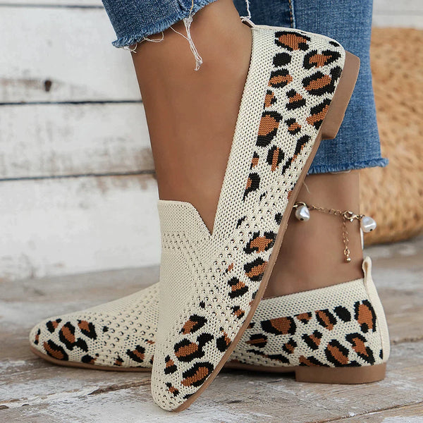 Orthopädische Frauenschuhe mit rutschfester Sohle