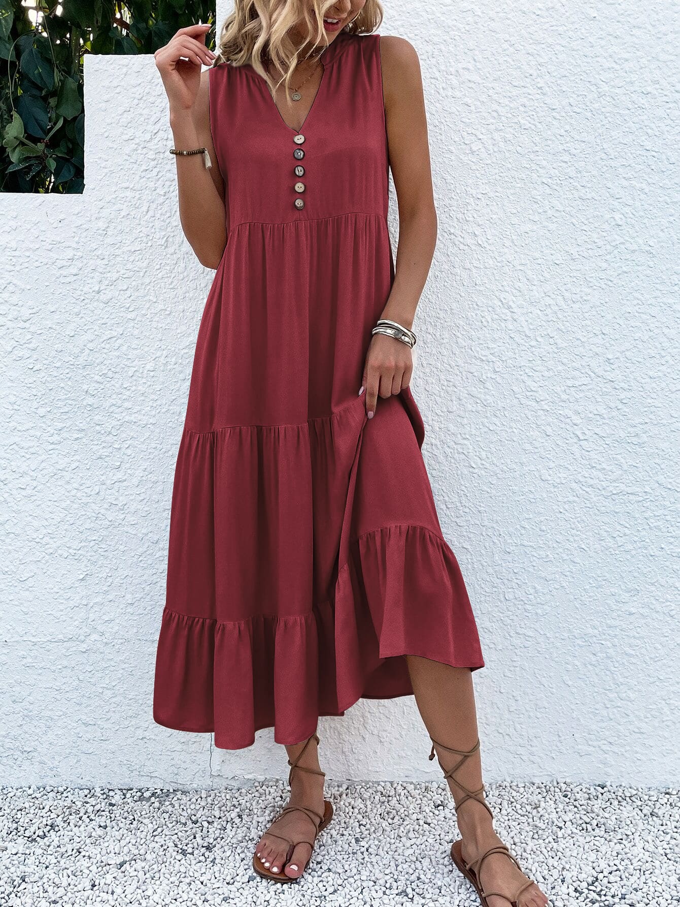 Sommerkleid | Saskia Strahlendes Design mit gestuftem Saum und Knöpfen für 2025