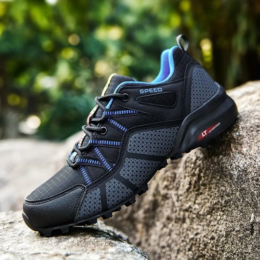 Stilvolle Herren-Bergschuhe - AlpineAce
