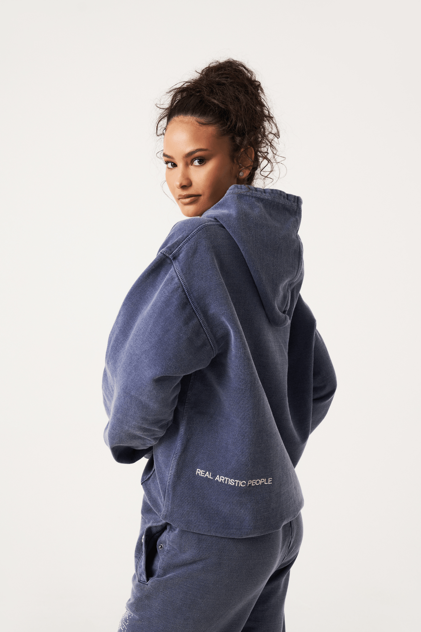 WW | Kapuzenpulli Stil & Komfort Für Jede Saison