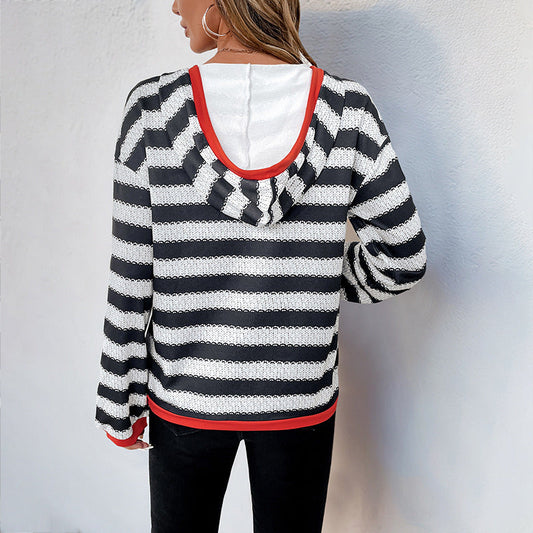 Damen Kapuzenpullover mit modernem Streifen-Muster und praktischem Kängurutasche WW