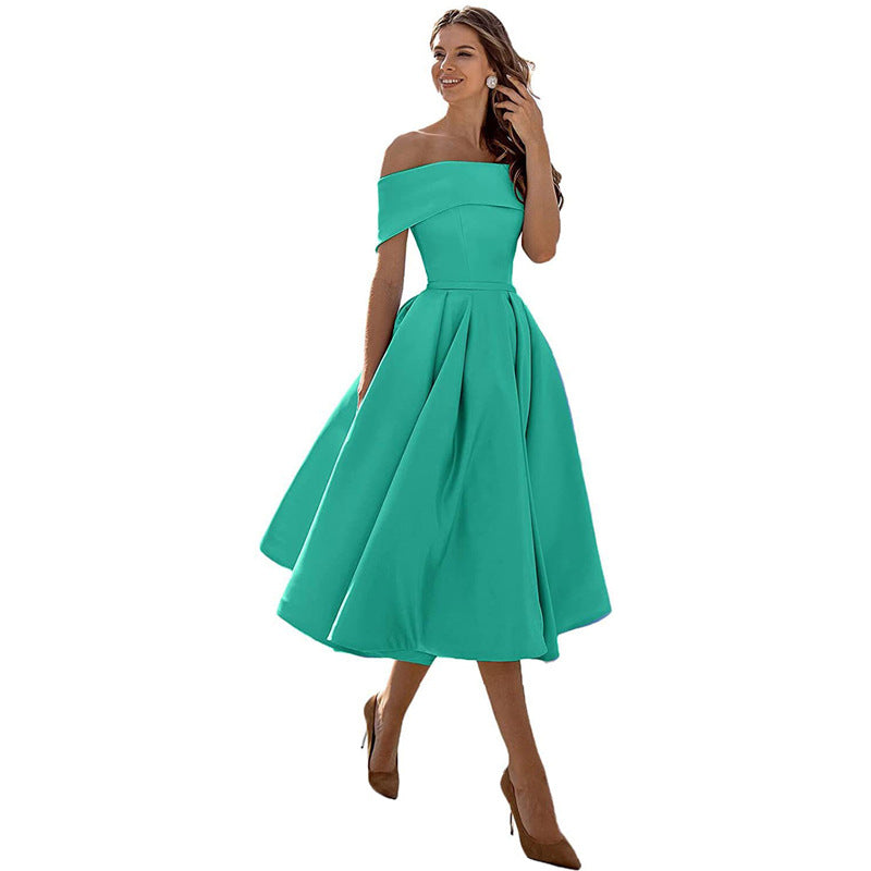 Entspanntes Satinabendkleid für Frauen - Caelynae