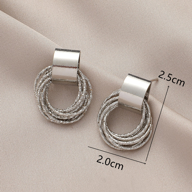 Zauber lobe | Mehrere kleine kreisförmige Ohrstecker für Frauen