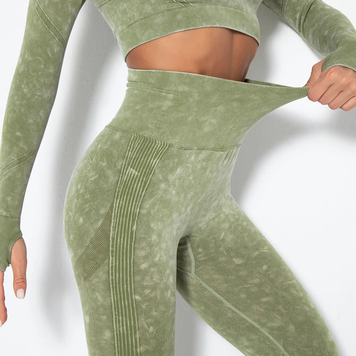 Damen-Yoga-Set für den Sommer 2025 mit Cropped-Top - Nahtlos - Nova