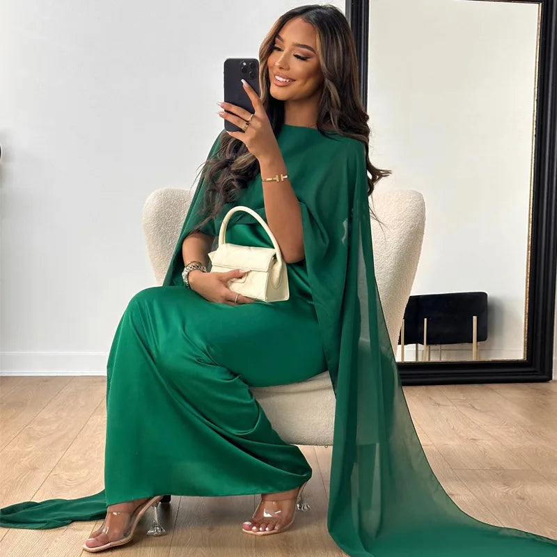 Elegantes Damenkleid Mit Cape Ärmeln | Maxi