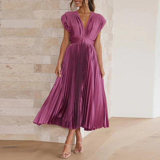 Liora – Elegantes Faltenkleid