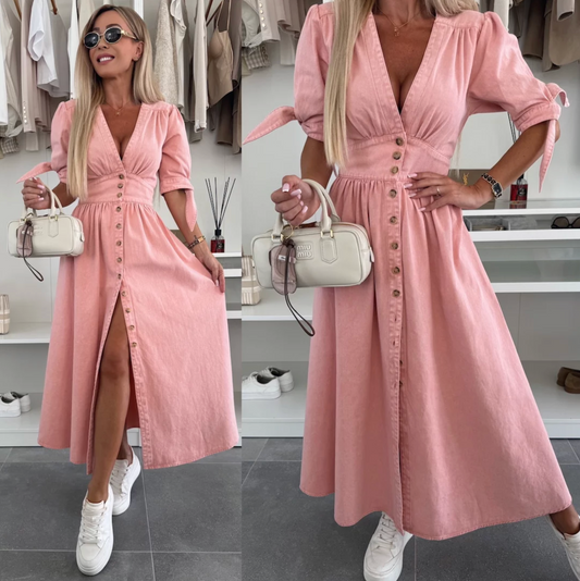 Ivanka – Strahlendes Jeanskleid