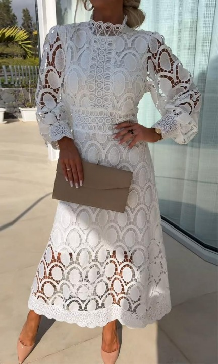 Rollkragenkleid Aus Spitze Für Damen | Midi