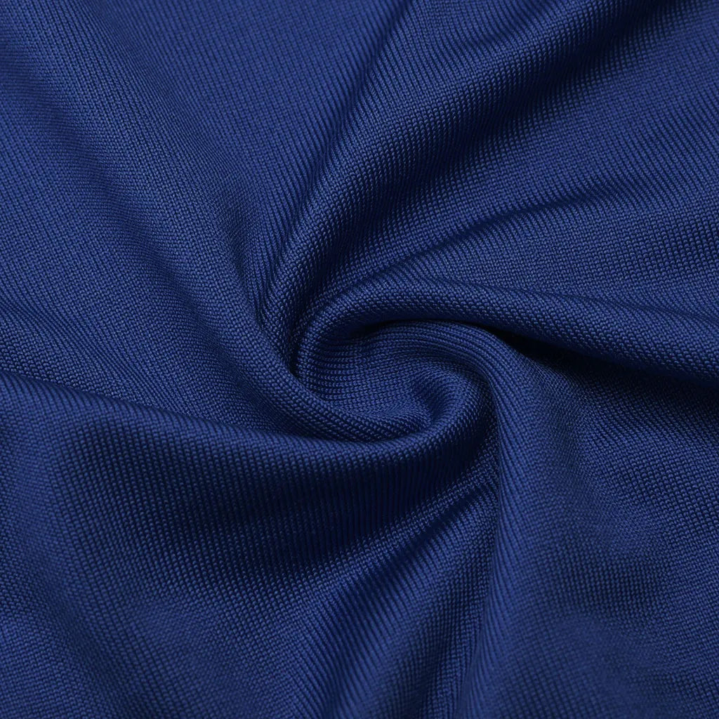 Elegantes Kleid mit Pailletten in Übergröße