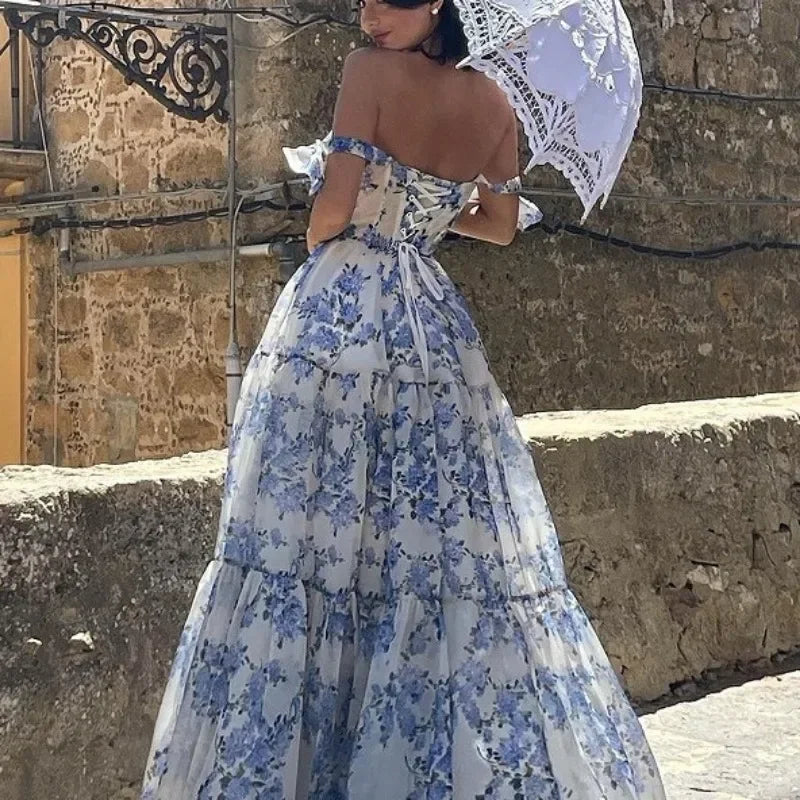 Vintage Trägerloses Abendkleid mit Blauem Blumenprint - Elena, Frühling 2025 Edition