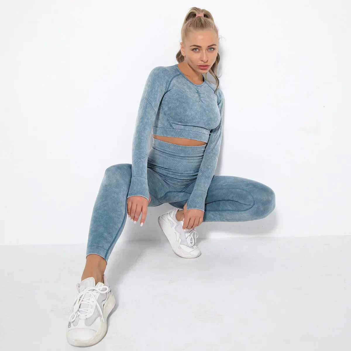 Damen-Yoga-Set für den Sommer 2025 mit Cropped-Top - Nahtlos - Nova