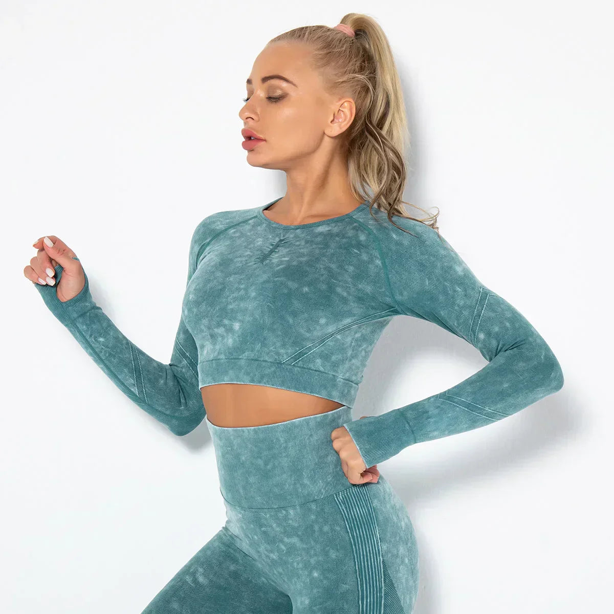 Damen-Yoga-Set für den Sommer 2025 mit Cropped-Top - Nahtlos - Nova