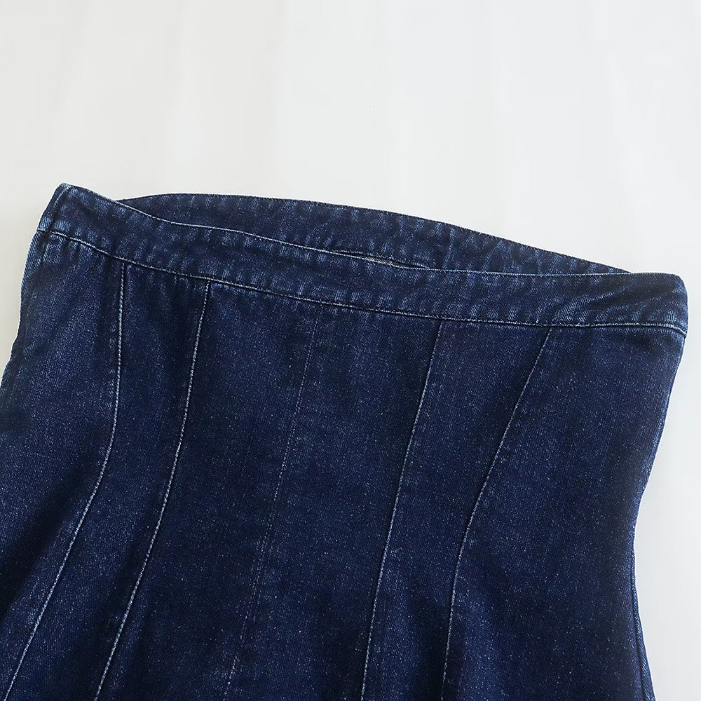 Trägerloses Sommerkleid | Cool und einzigartig für 2025