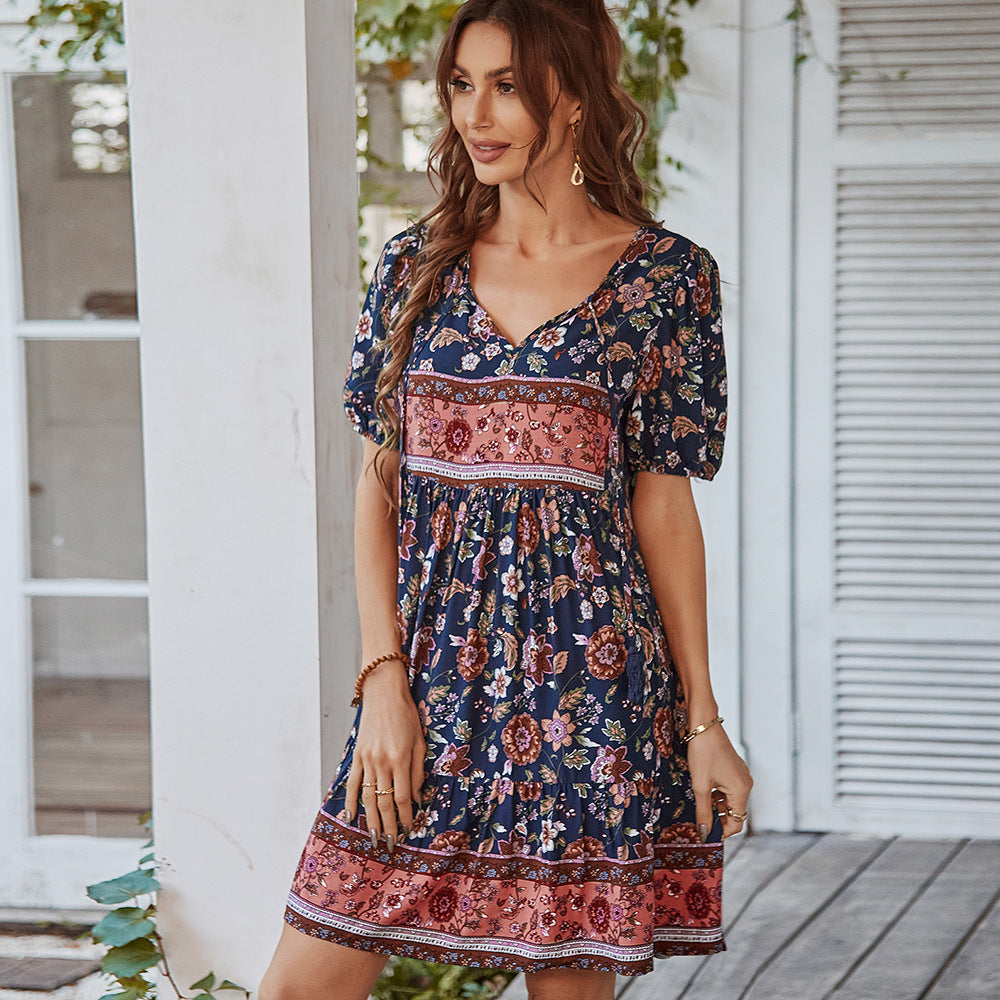 Damen Mini Kleid mit Blumenmuster und kurzen Ärmeln für den Sommer