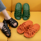 Plateau-Slipper mit Cut-Outs für Sommer 2025