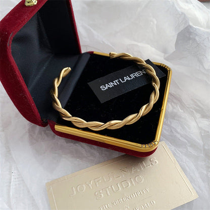 Hand Zier | Trendiger Charme Manschette Twist Armbänder