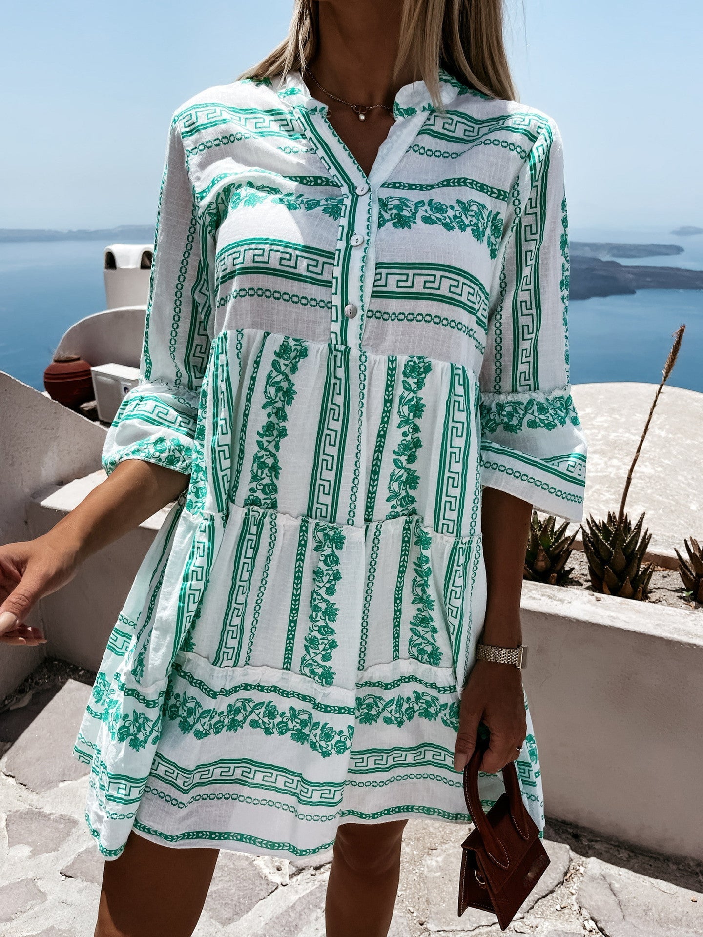 Rüschenkleid für Sommer 2025 | Schönes luftiges Boho-Kleid mit fröhlichem Muster