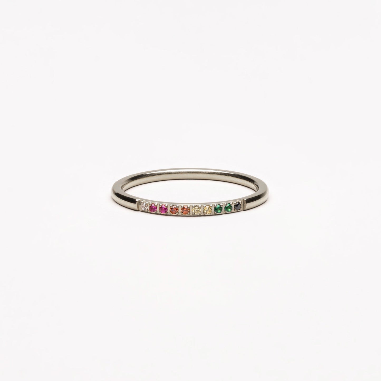 Goldener Ring mit bunten Steinen – Solene