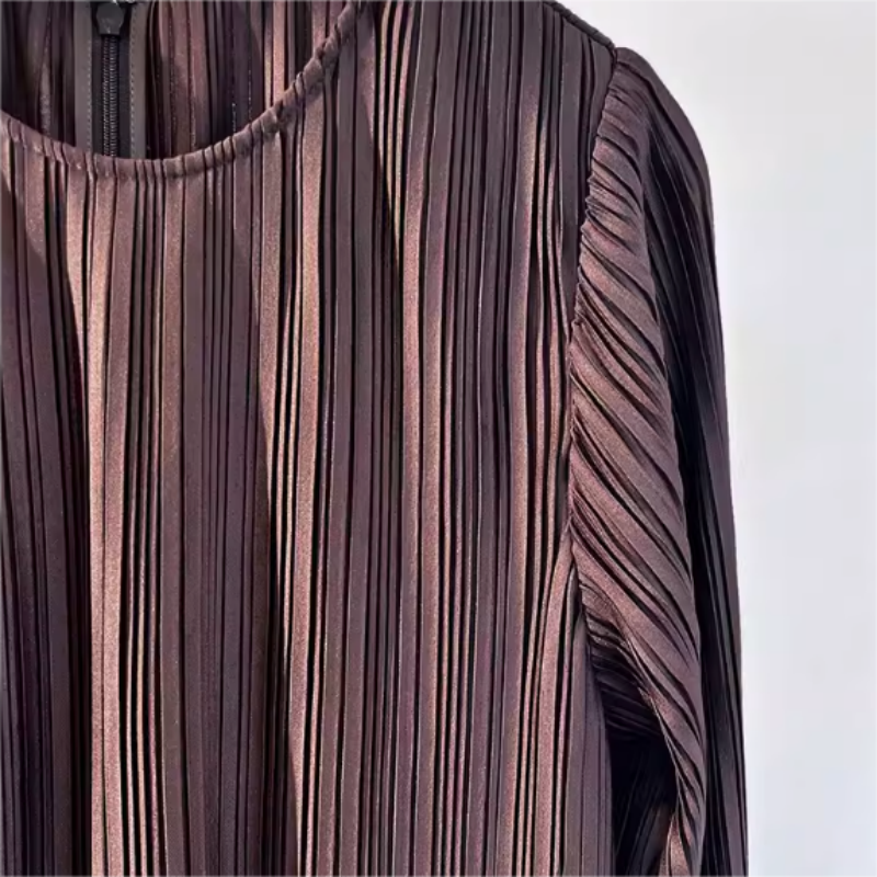 Maira - elegantes Kleid mit ausgestellten Ärmeln